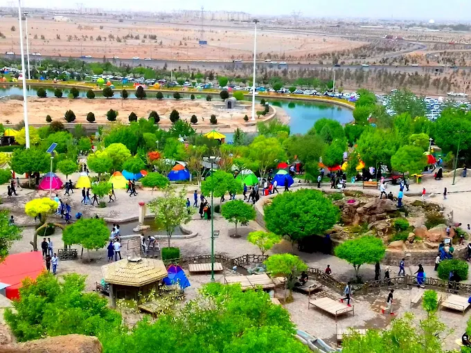 پارک کوهستان یزد یکی از بهترین مراکز تفریحی یزد