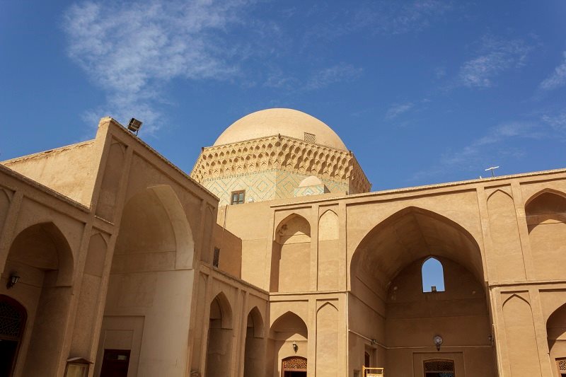 نمای خارجی مدرسه ضیائیه