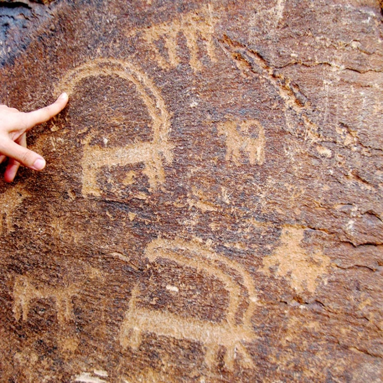 کوه ارنان یزد از معروف ترین کوه یزد