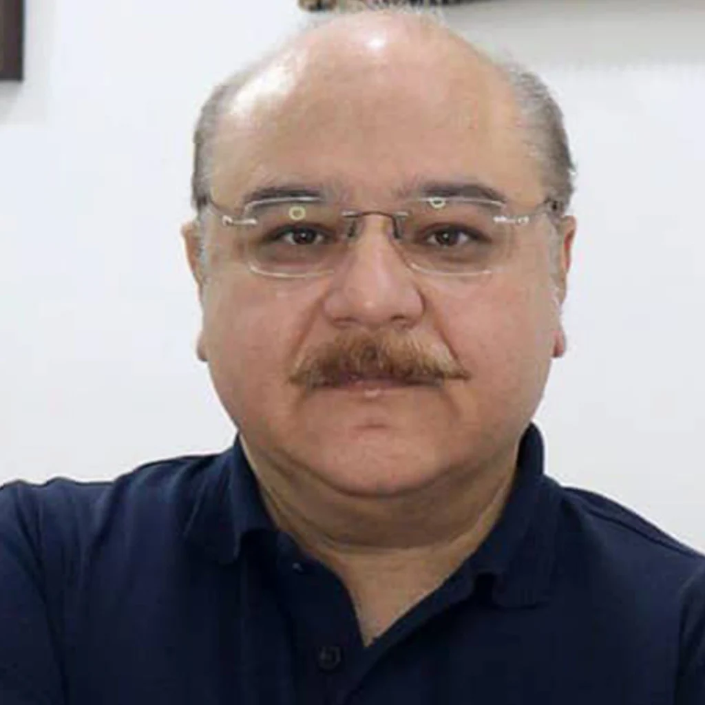دکتر محمد دهستانی متخصص جراحی عمومی و دکتر زیبایی یزد است.