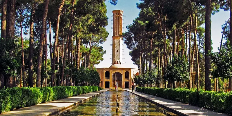 باغ دولتآباد؛ نفسکشیدن در دل بهشت کویری یزد + جاهای دیدنی یزد