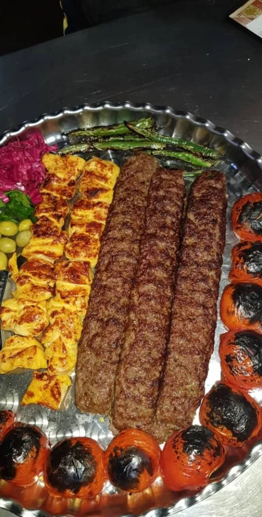 کبابی غذای ناب یزد در فهرست معتبر کبابیهای شهر معرفی شده است