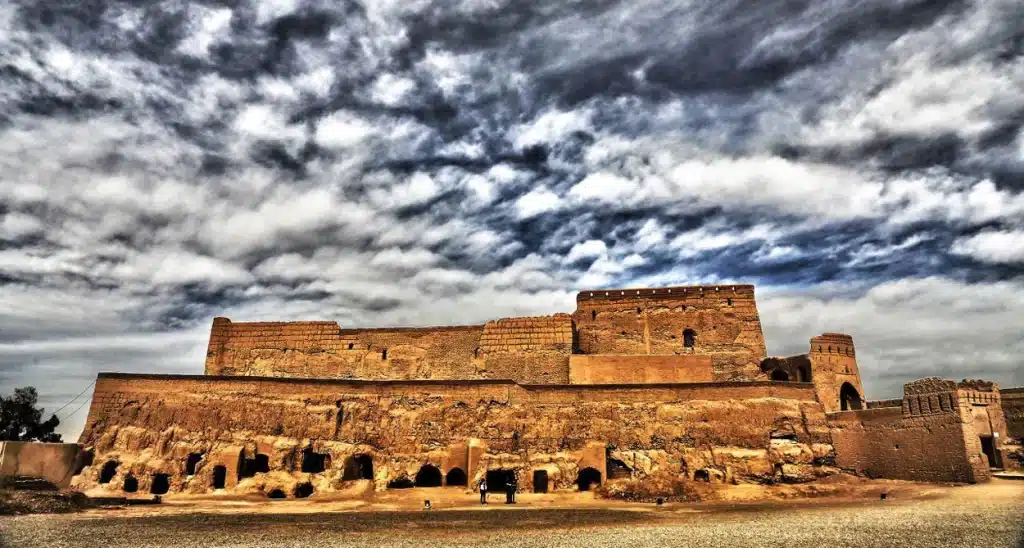 قلعه نارین میبد